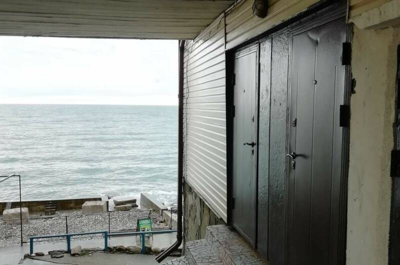 Частный дом «20 метров до моря»