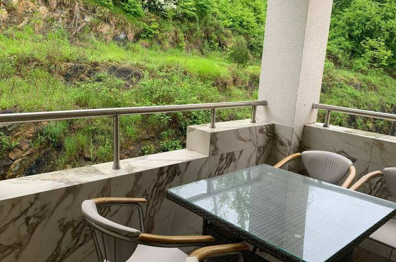 Двухкомнатный апартамент «Сосновый берег»