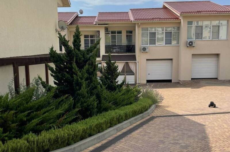 Двухкомнатный апартамент «Сосновый берег»