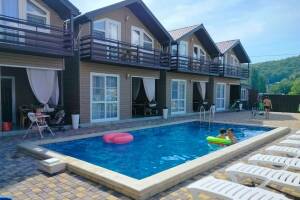 Изображение Комплекс коттеджей «У Романа» #4