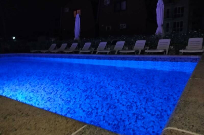 Комплекс коттеджей «У Романа»