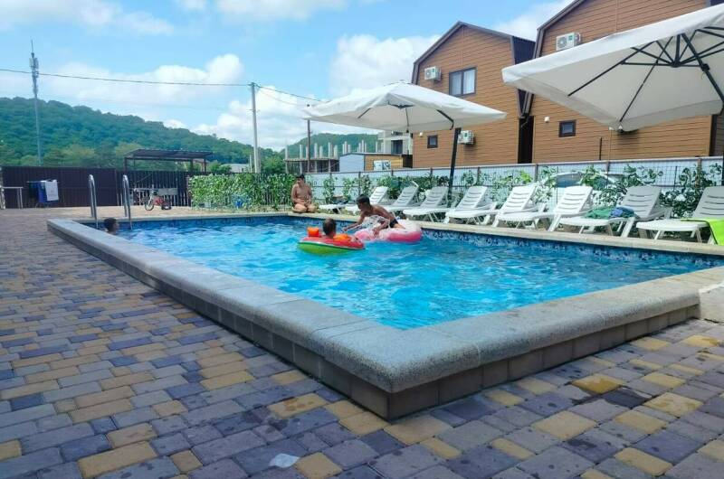 Комплекс коттеджей «У Романа»