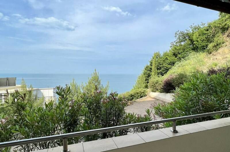 Апартаменты на первой береговой линии