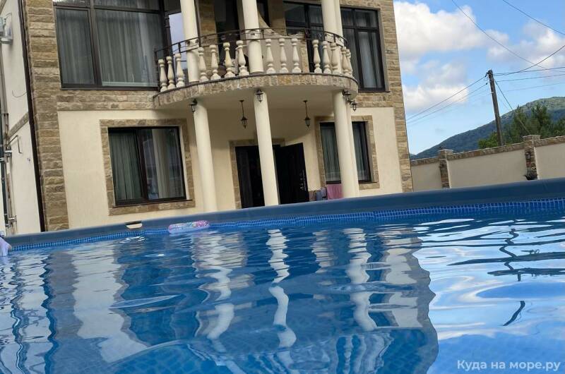Частный дом «Фёдоровка» (Fedorovka guest house)