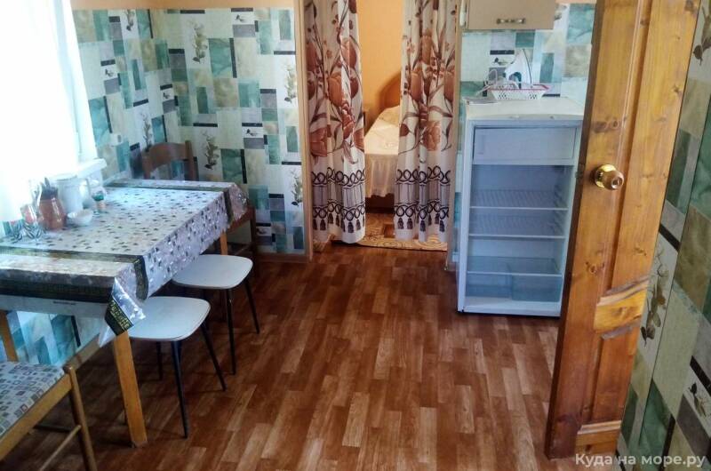 Отдельный коттедж на 2−3 человека