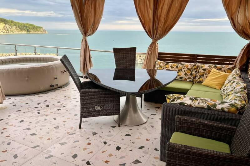 Апартаменты «Русское море»