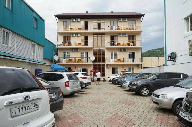 Отель «Изумруд»