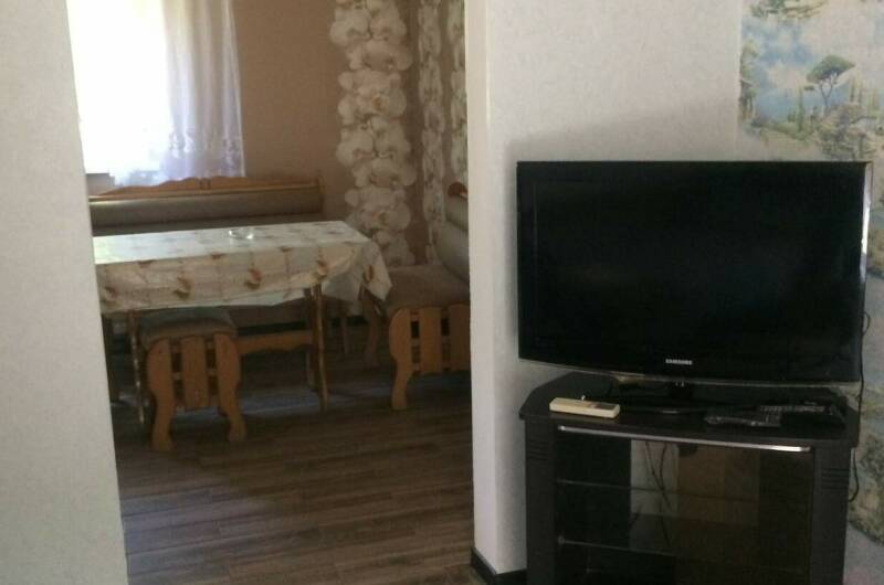 Отдельный домик на 5−6 человек