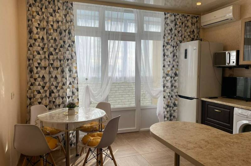 2-х комнатная квартира на Кириченко