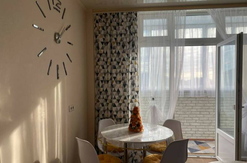 2-х комнатная квартира на Кириченко