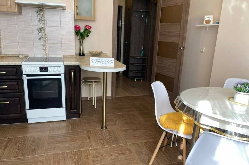 2-х комнатная квартира на Кириченко