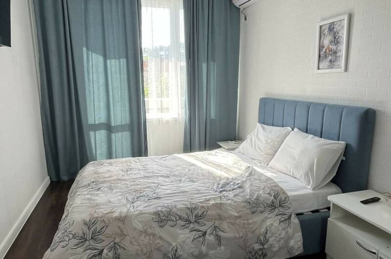 Квартира «Азриэли 13»