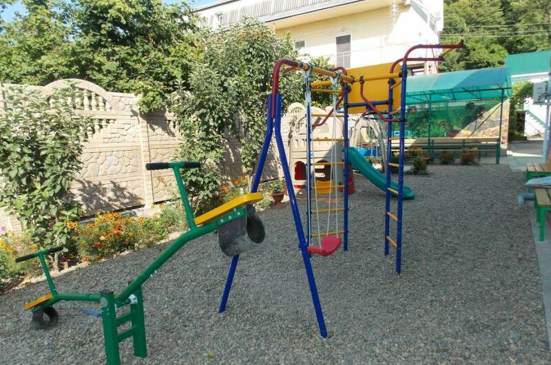 Гостиница «Все свои»