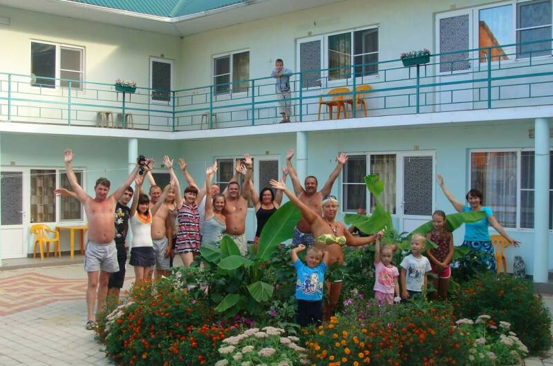 Гостиница «Все свои»