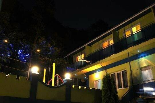 Гостиница «Кипр на Весне»