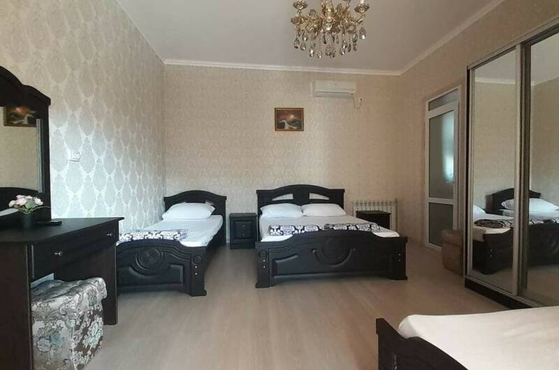 Частный сектор «Карина»