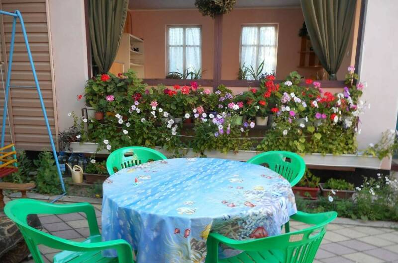 Частный сектор «Отдых для друзей»