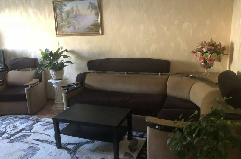 Квартира трехкомнатная