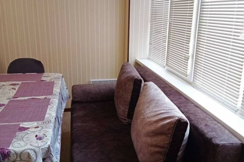 Комфортабельная двухкомнатная квартира-студия