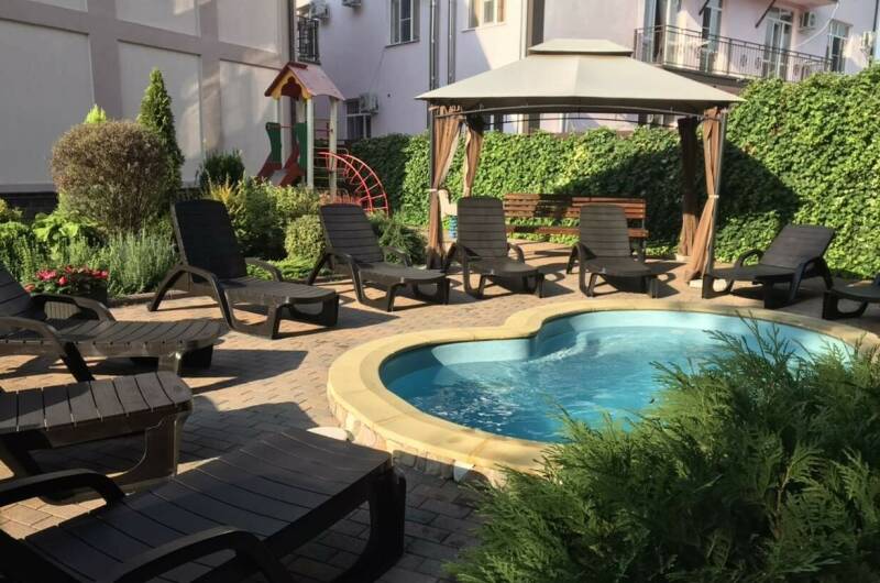 Гостевой дом «Вероника» (1 корпус)