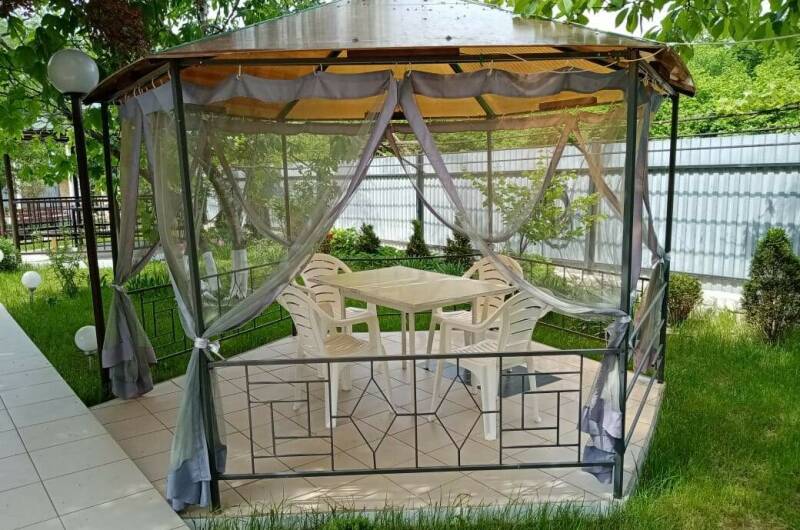 Отель «Солнечный»