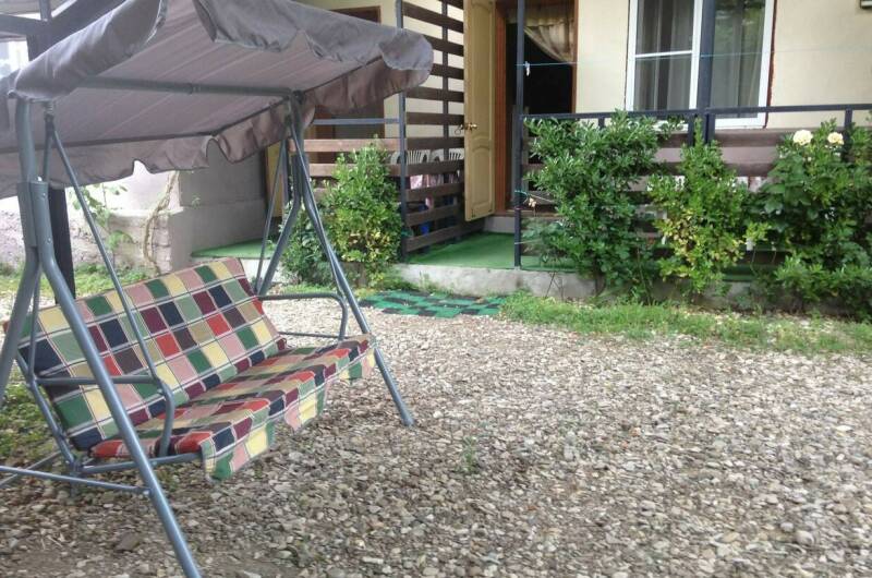 Гостевой дом «У Константина» (номера с кухнями)