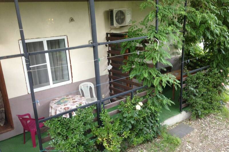 Гостевой дом «У Константина» (номера с кухнями)