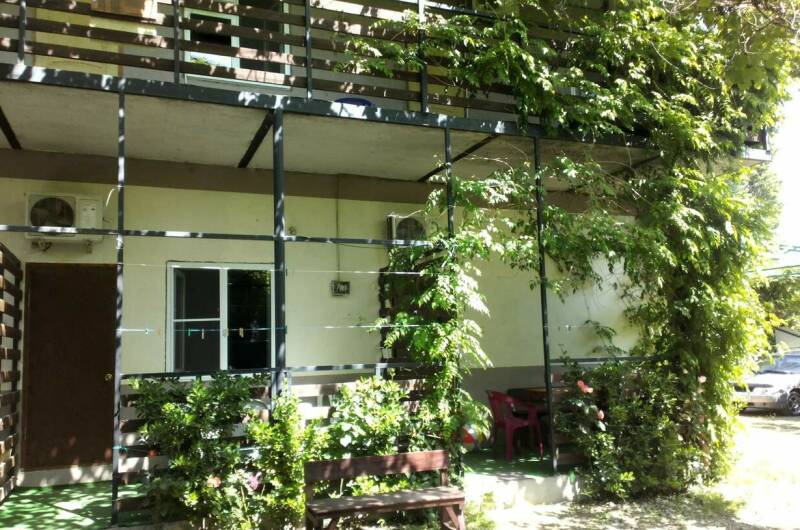 Гостевой дом «У Константина» (номера с кухнями)