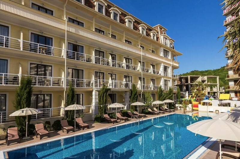 Отель «Гранд-Шато»