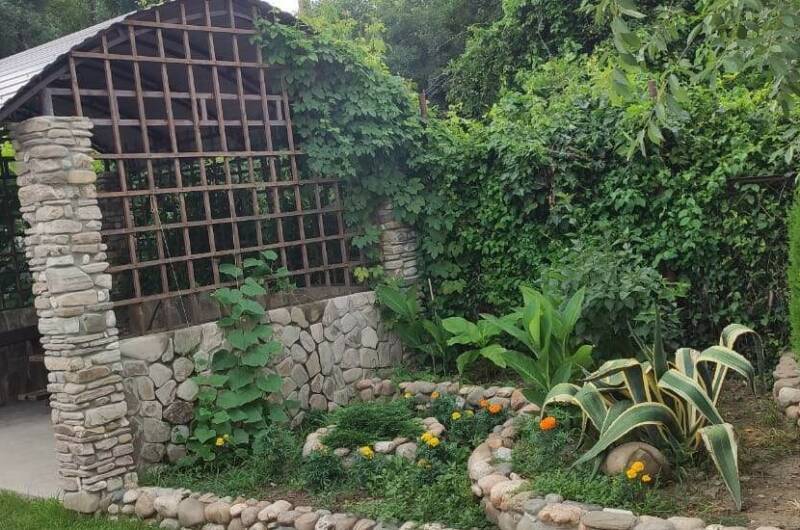 Гостевой дом «Семейный дворик»