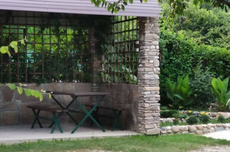 Гостевой дом «Семейный дворик»