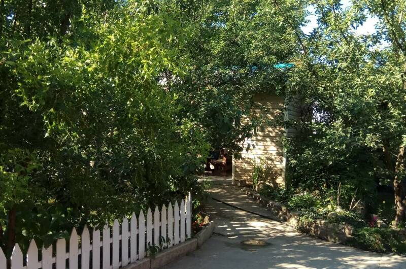 Гостевой дом «Семейный дворик»