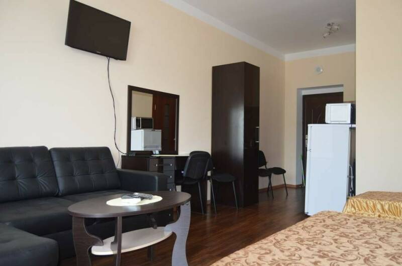 Трехместные апартаменты на Портовой 14