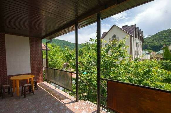 Гостевой дом «Зеленый дворик»