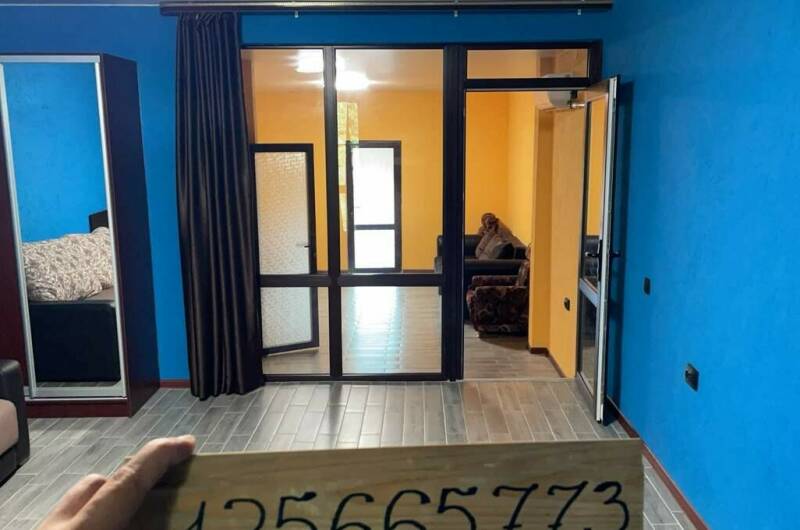 Двухэтажный коттедж у реки