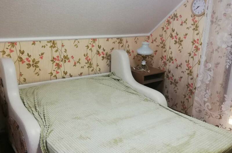 Двухэтажный дом у моря