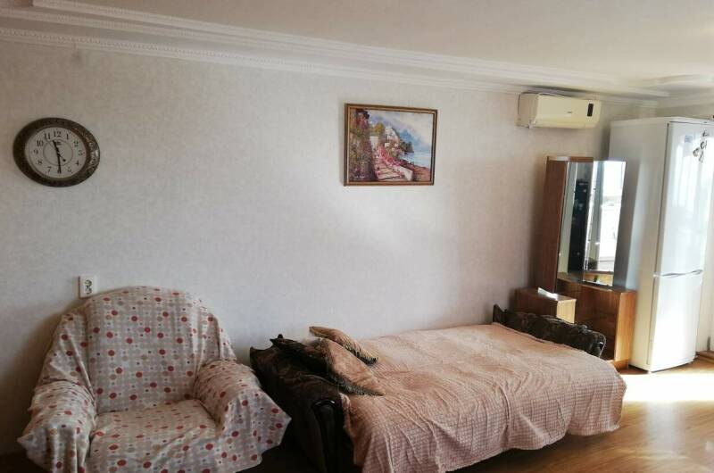 Двухэтажный дом у моря