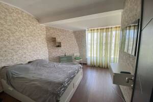 Изображение Двухкомнатная квартира на Морской #4