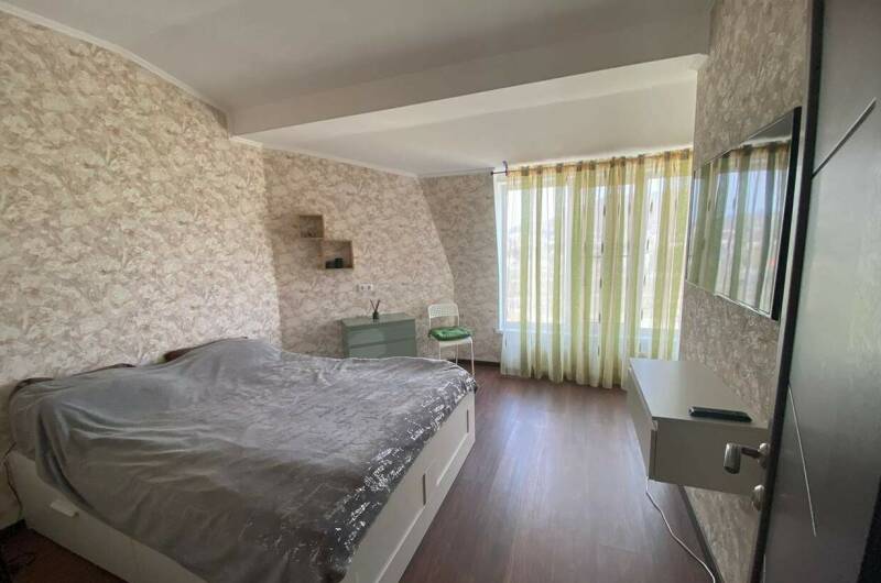 Двухкомнатная квартира на Морской