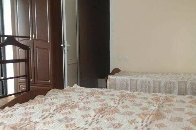 Гостевой дом «Versailles»